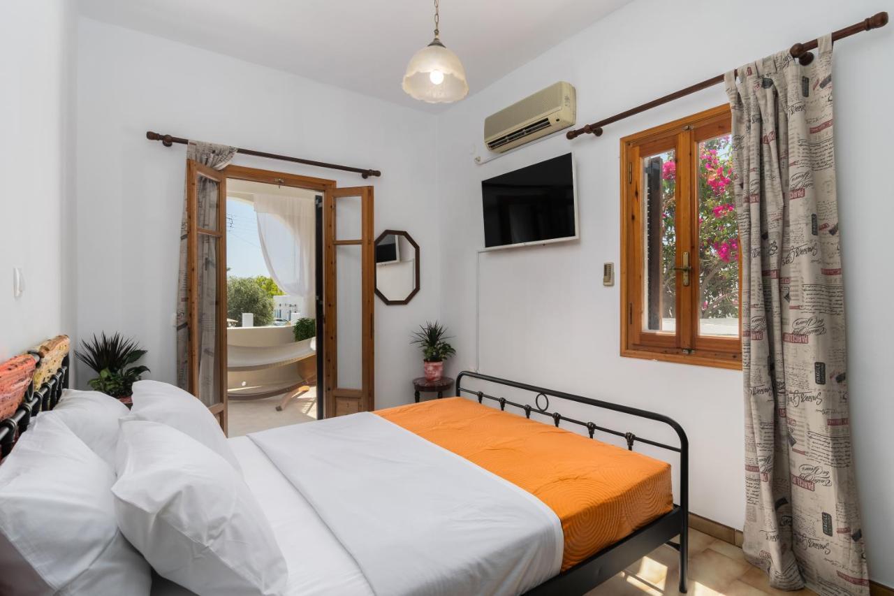 Grandpa'S Yard Apartment Adamantas  ภายนอก รูปภาพ